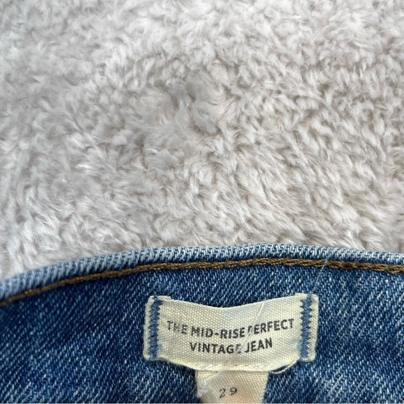 Madewell The Mid Rise Perfect Vintage Jean size 29 Distressing 10” rise - Picture 12 of 14